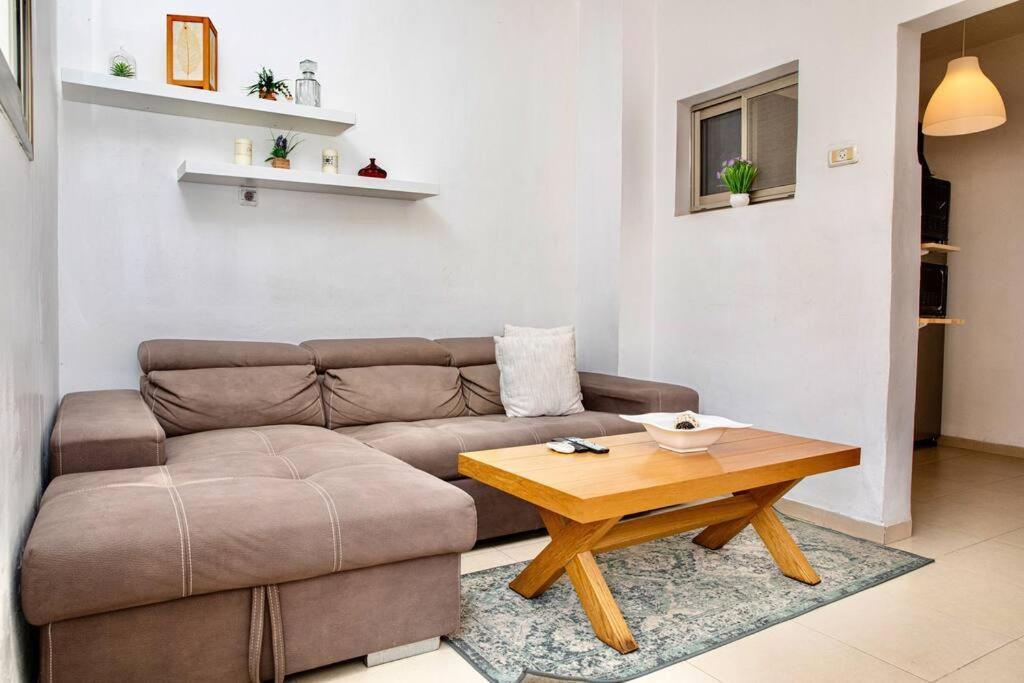 Homey Apartment Near The Beach Hadera Dış mekan fotoğraf