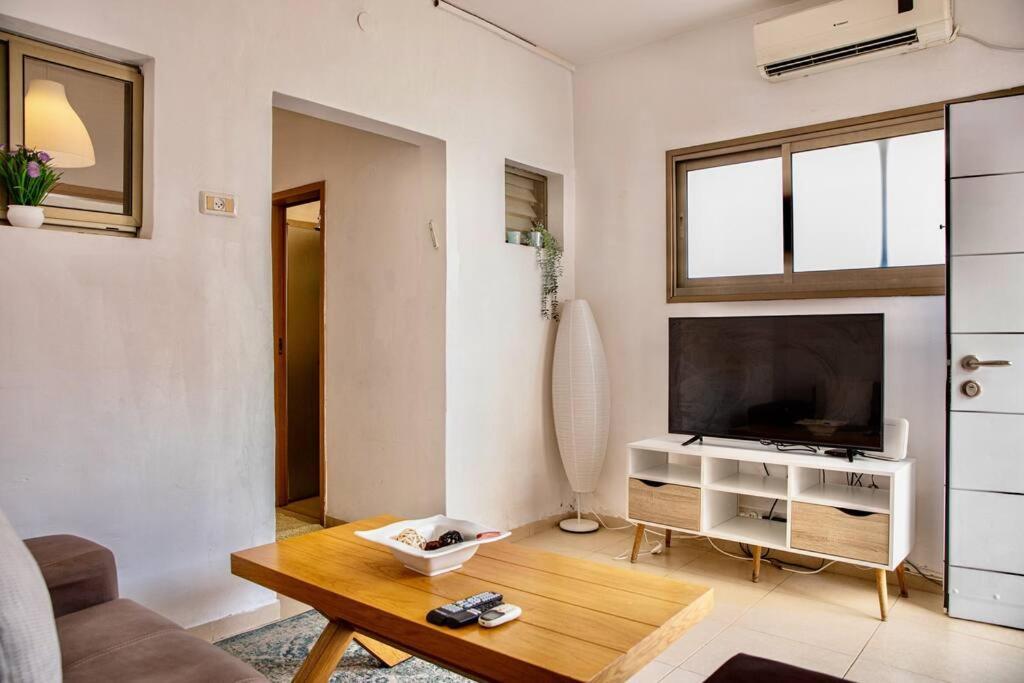 Homey Apartment Near The Beach Hadera Dış mekan fotoğraf
